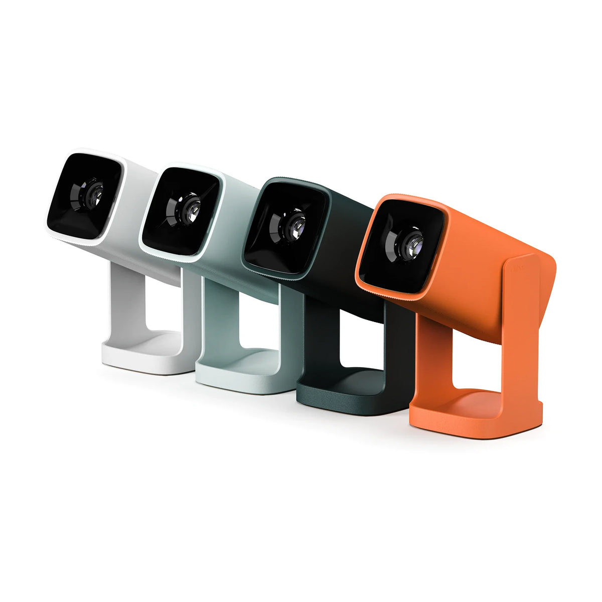 Vier opengeklapte Wanbo Cube 1 projectors op een rij