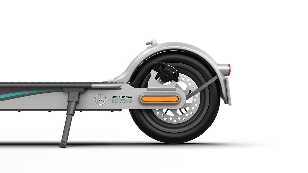 Xiaomi Mi Pro 2 Mercedes-AMG Petronas F1 Elektro-Scooter Europäische Version